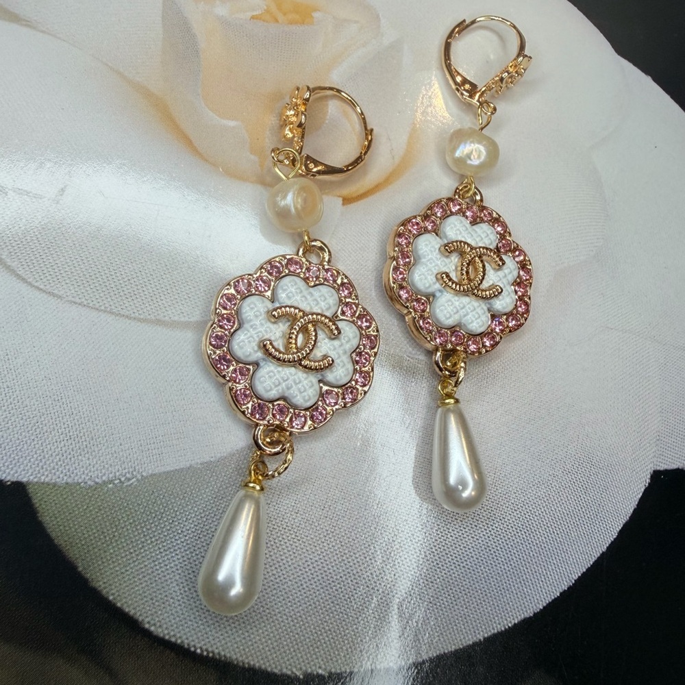 CC Elegant Gold and Pink Drop Earrings
